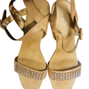 Nine West size 10 nude leather wedges Rhinestone detail with  ankle strap